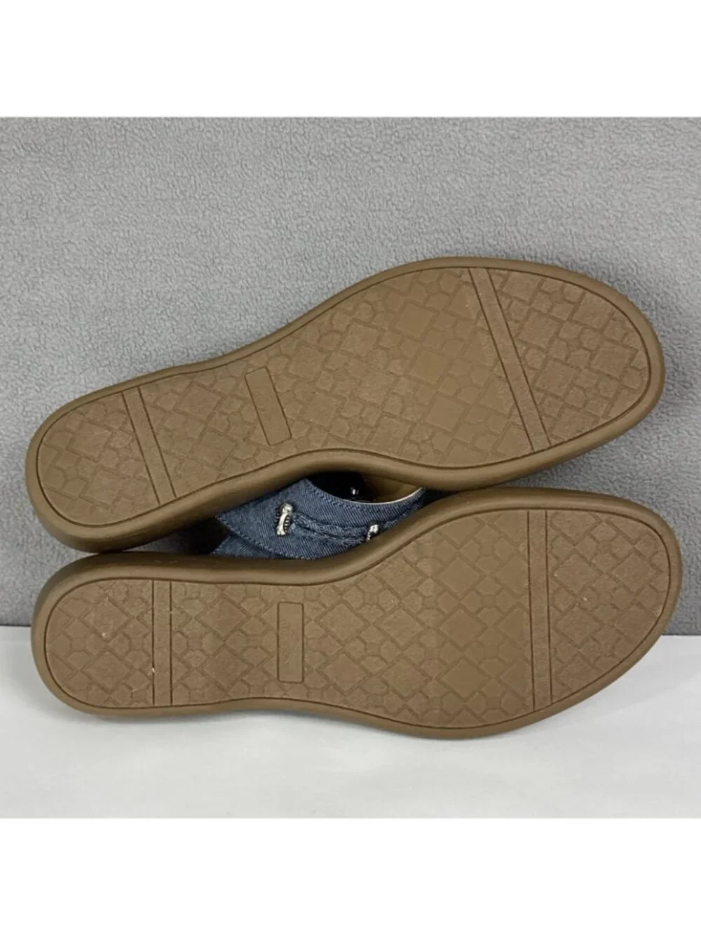 Cliffs Blue Jean Southwest Flip Flop Sandals Bailee Women's 11M silver details